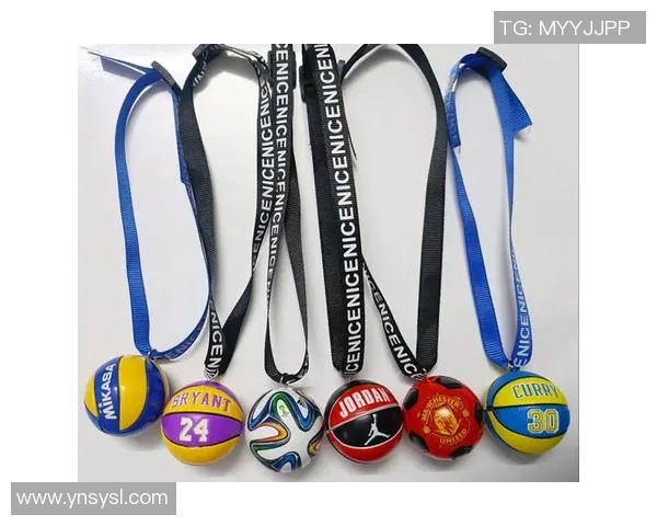 足球明星公仔挂件图片展示与收藏推荐让你爱不释手的足球周边商品 足球明星公仔挂件图片展示与收藏推荐让你爱不释手的足球周边商品