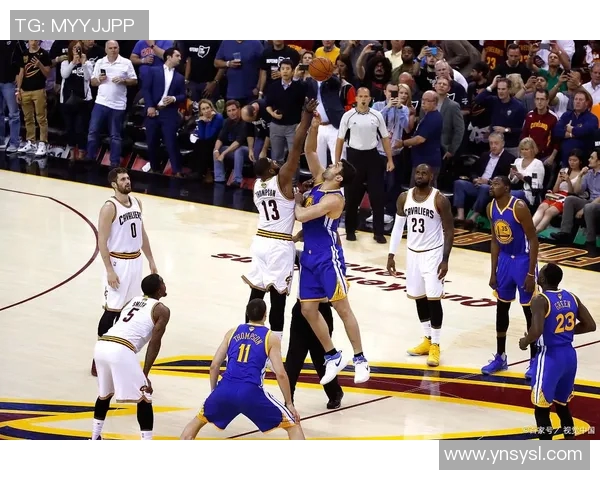 2015年NBA季后赛雷霆逆转勇士的经典对决与精彩瞬间回顾